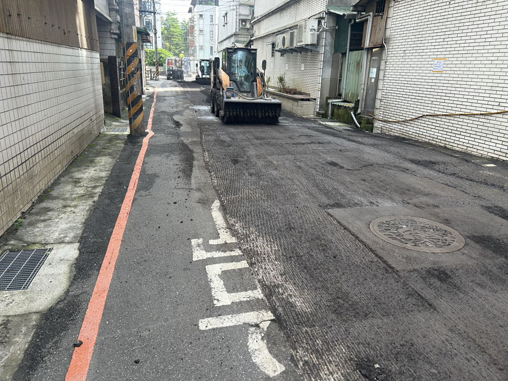 建設公司路損瀝青刨鋪/熱拌標線